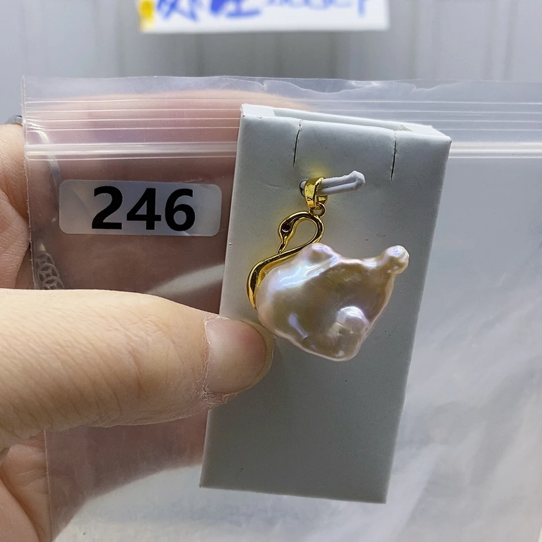 颈饰合金淡水珍珠