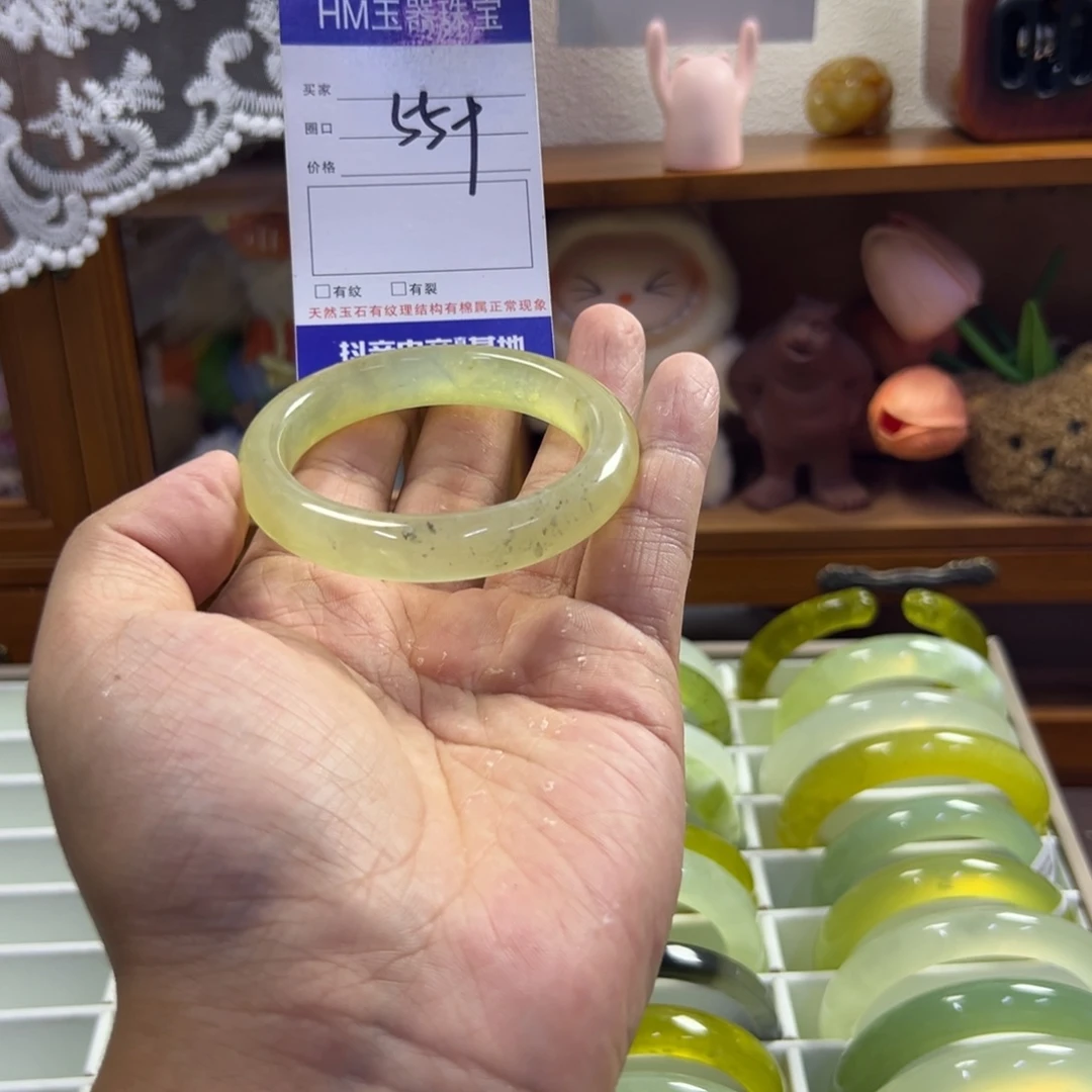 蛇纹石玉未镶嵌手镯60