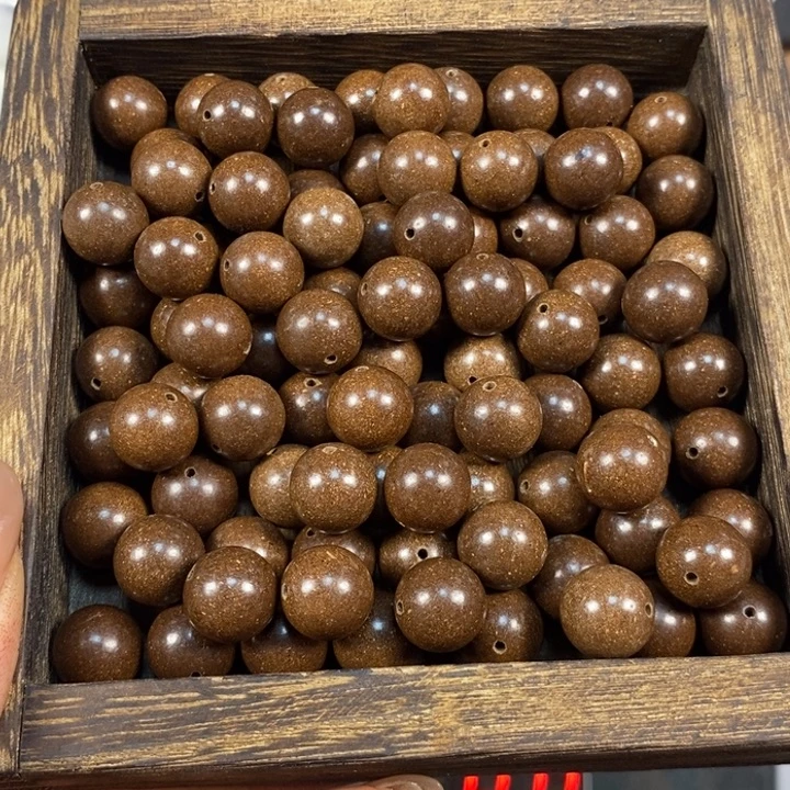 泥塑天木藏香1.2瑕疵珠香包约90克