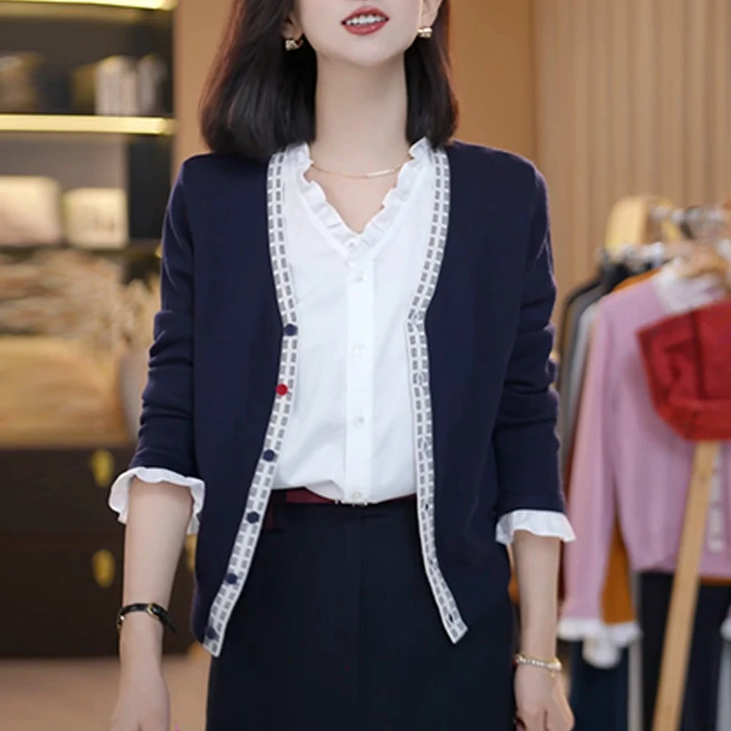 2025秋季新款法式拼接木耳边假两件设计感针织开衫女时尚减龄衣服