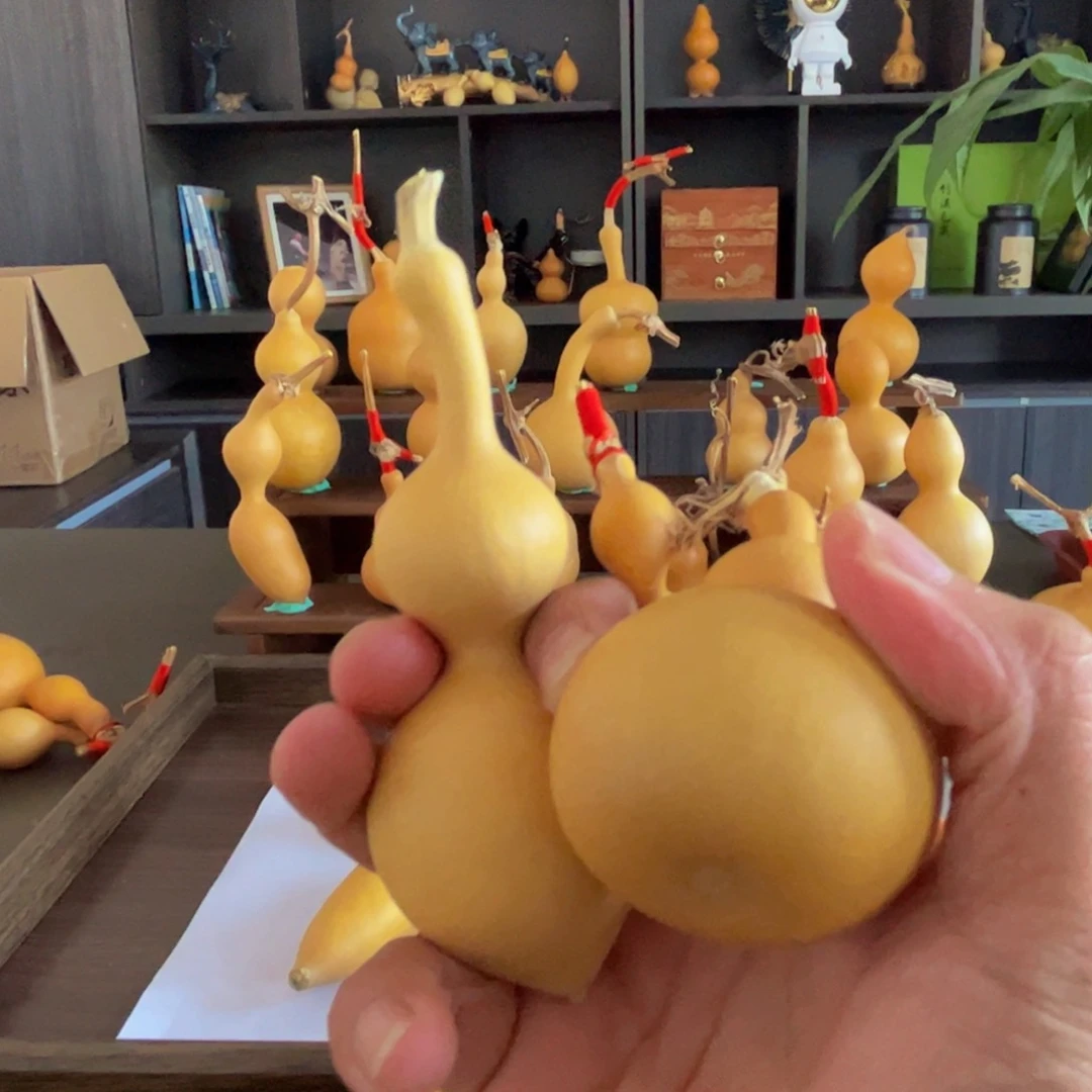 若***²葫芦头上的一个人的