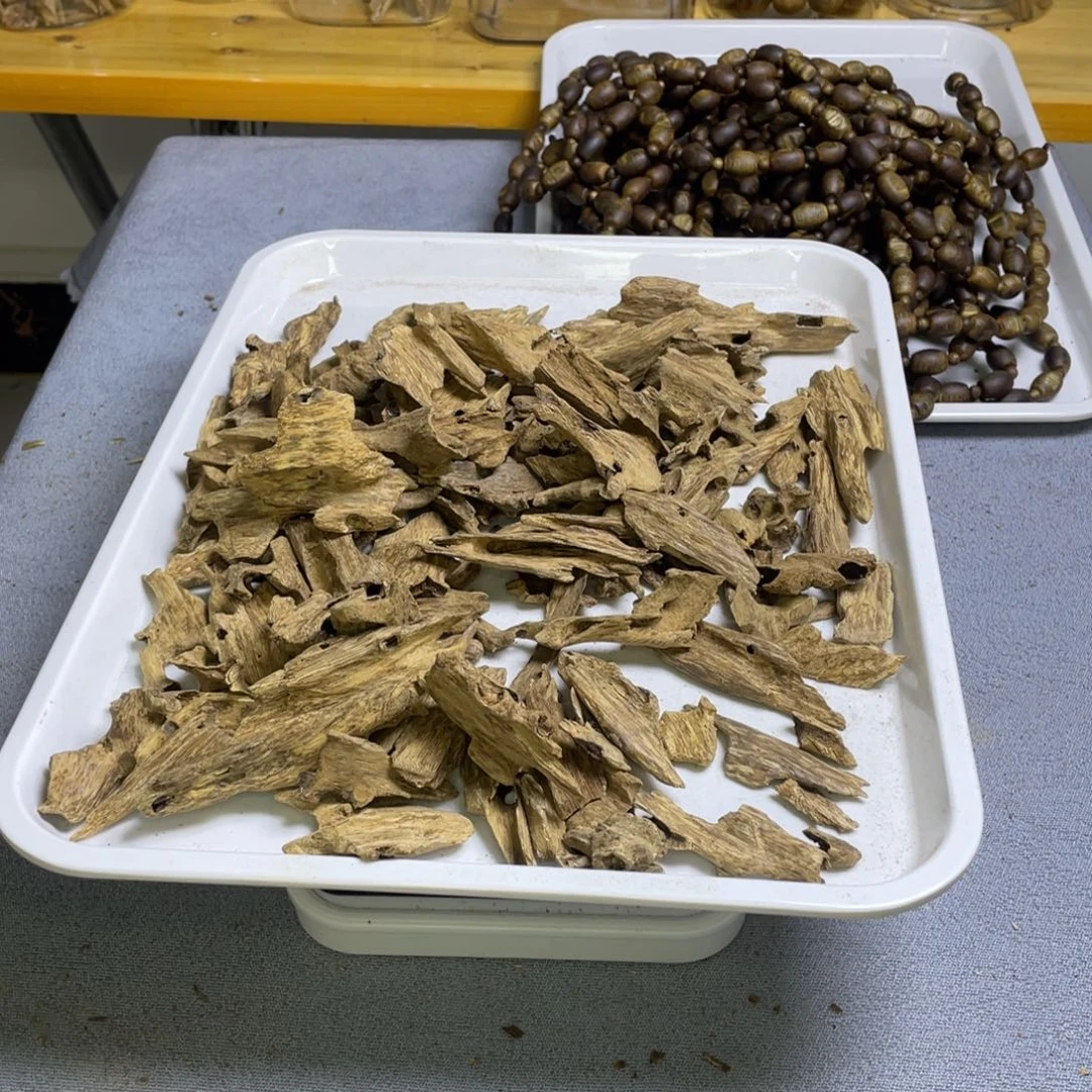 沉香碎屑沉香海南红土50克