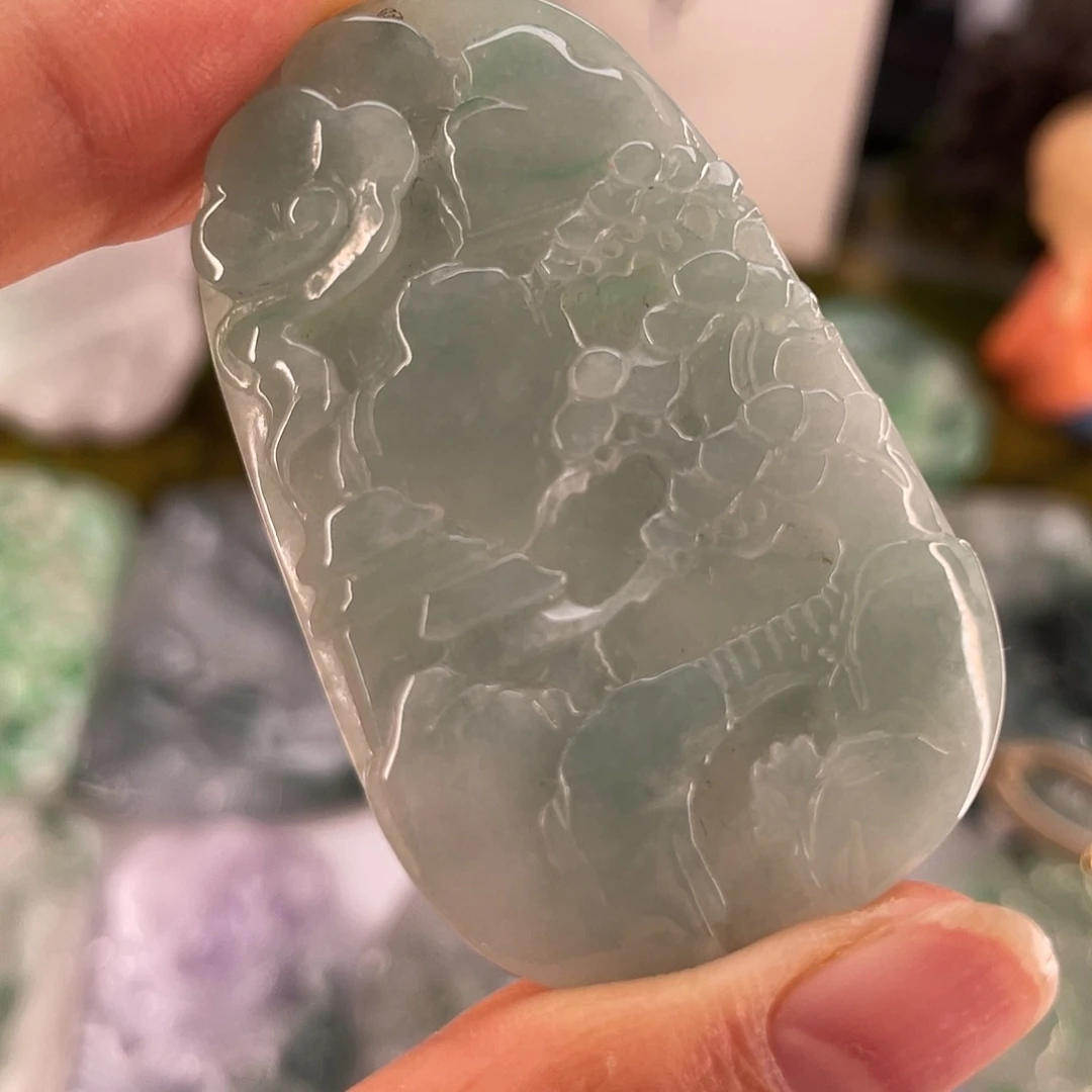 颈饰未镶嵌翡翠山水牌