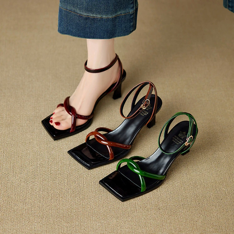 女款凉鞋2025年新款爆款夏季细跟百搭显白显瘦一字式扣带气质时尚