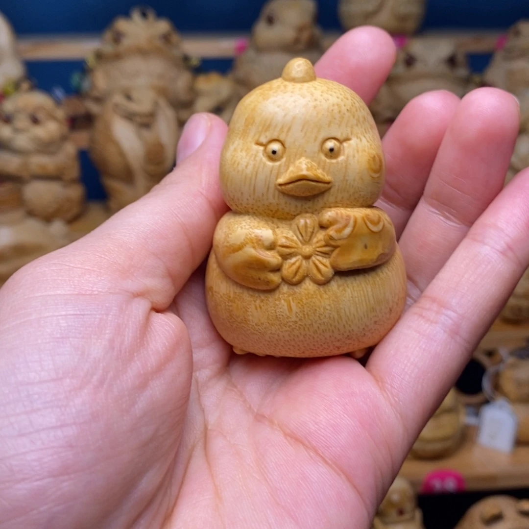 竹小鸡竹雕精工中心