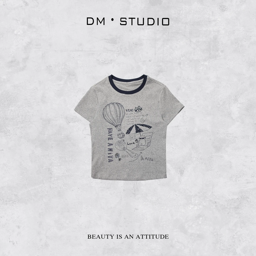 DEDM-DM•STUDIO/圆领休闲减龄卡通小猫百搭钉钻T恤半袖（251108）