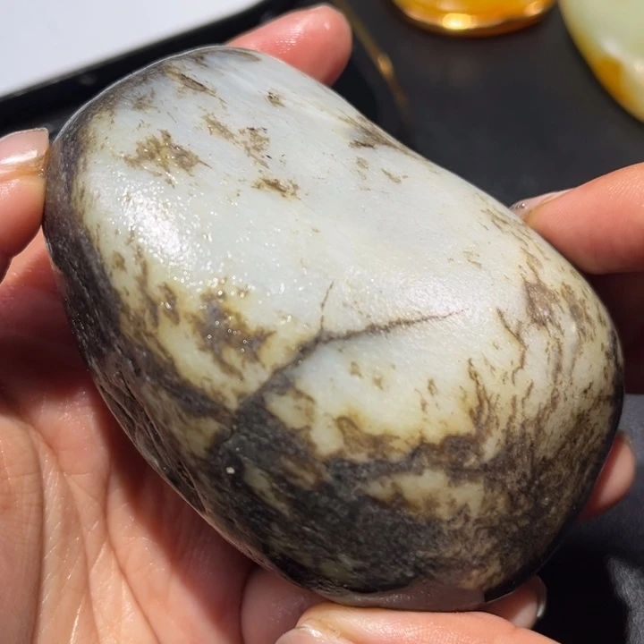 和田玉未镶嵌珠宝奇石