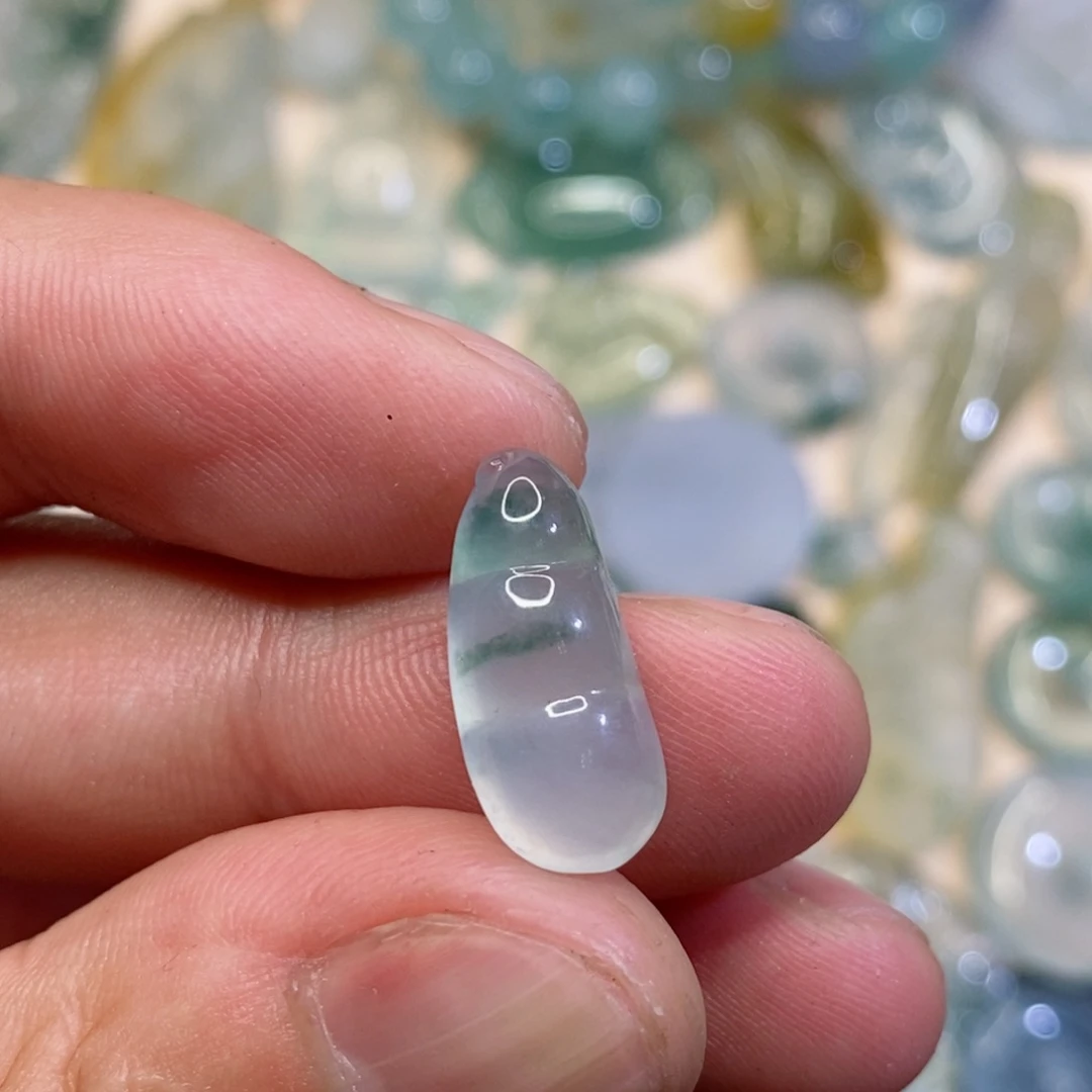 未镶嵌定制翡翠翡翠