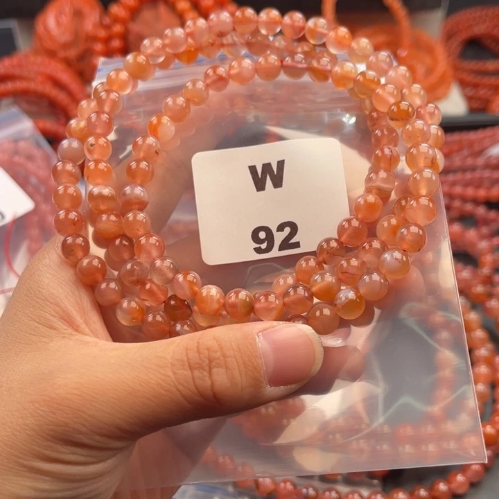 南红玛瑙未镶嵌多样性发货默认微瑕称重7mm