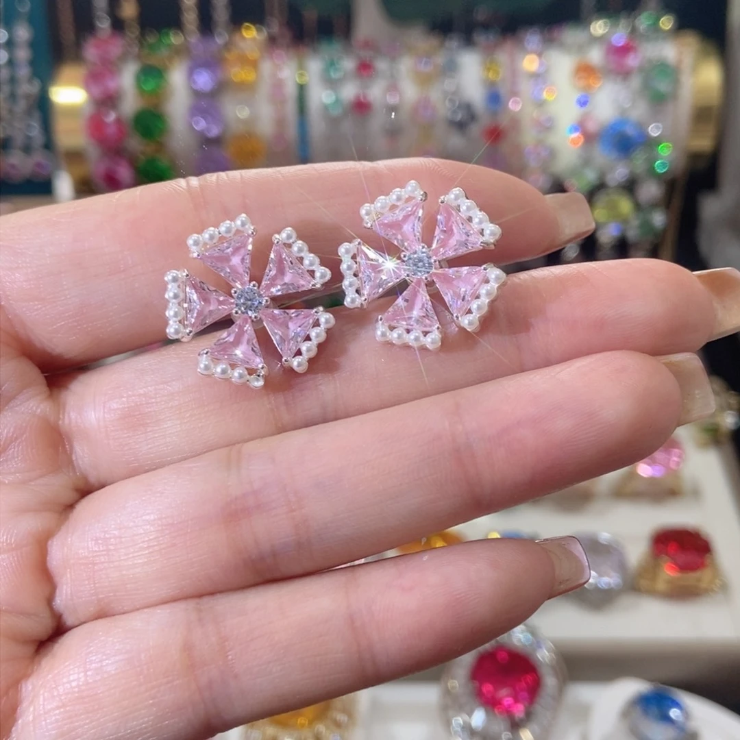 66锆石（处理）耳钉