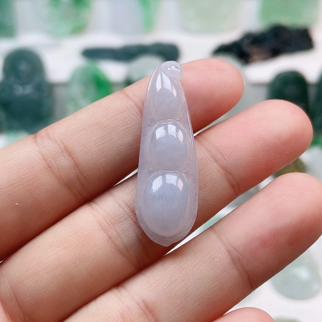 翡翠颈饰未镶嵌豆子