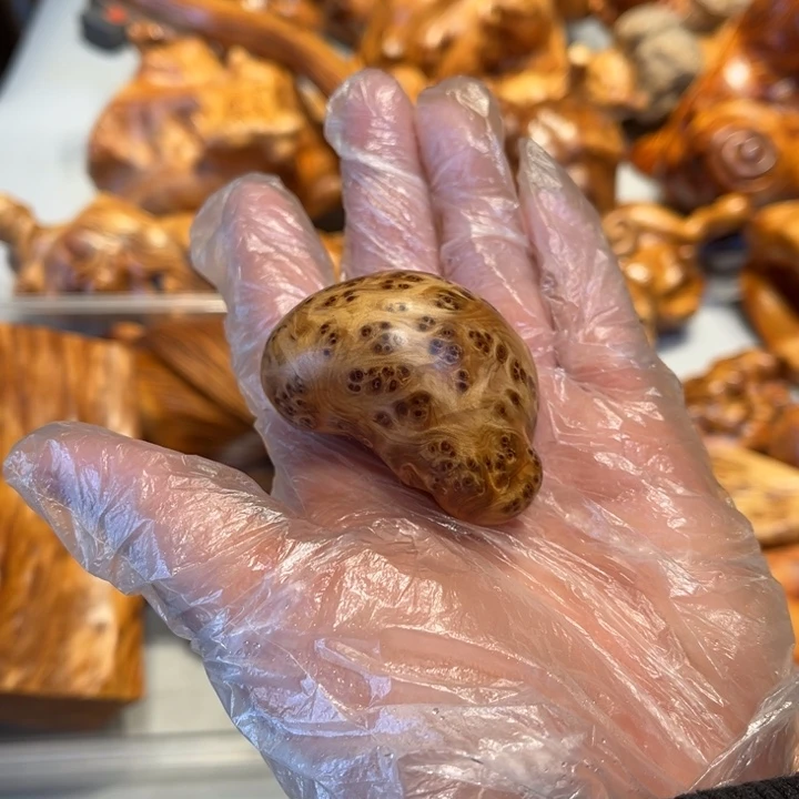 柏木手把件把玩把玩