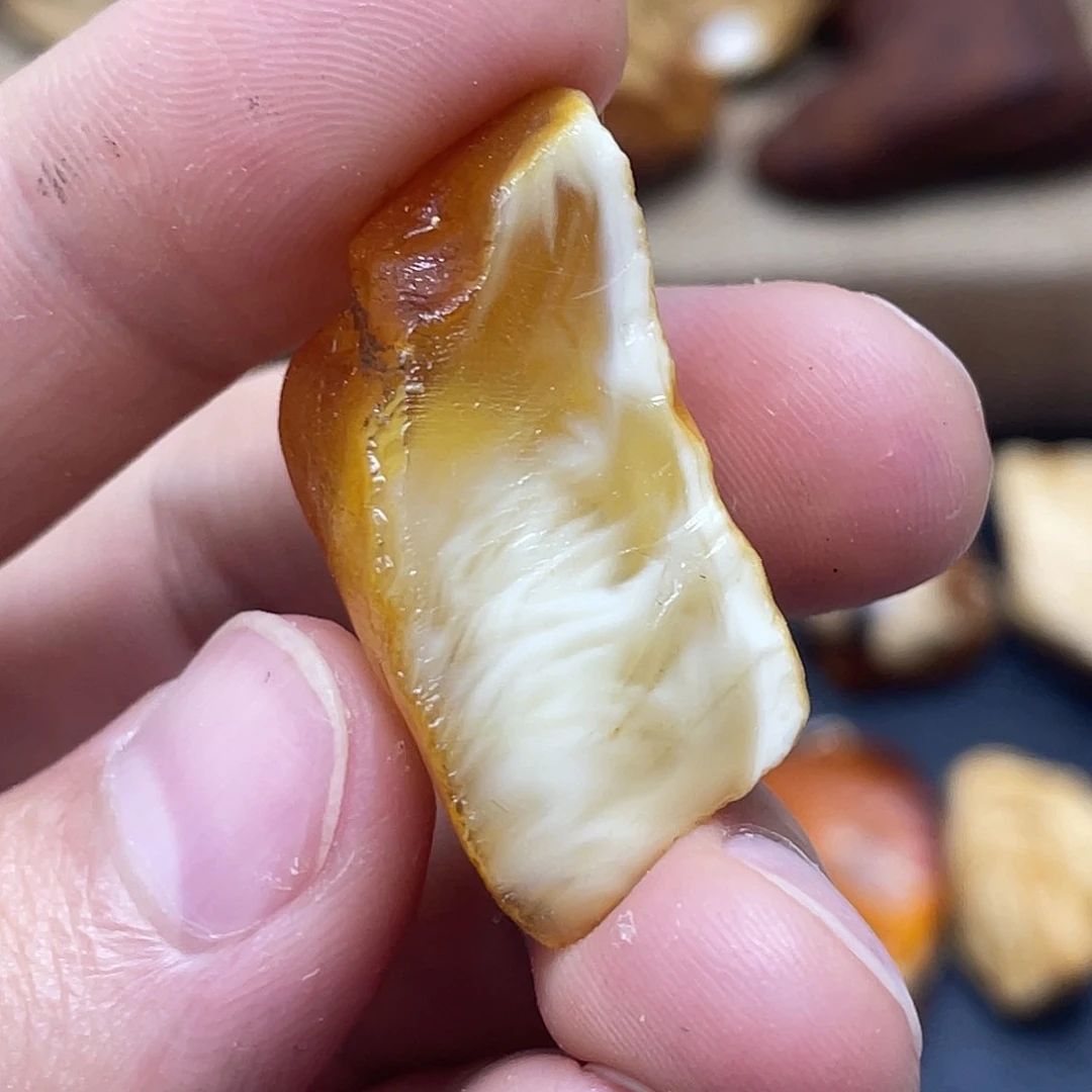 未镶嵌定制琥珀大*子定制