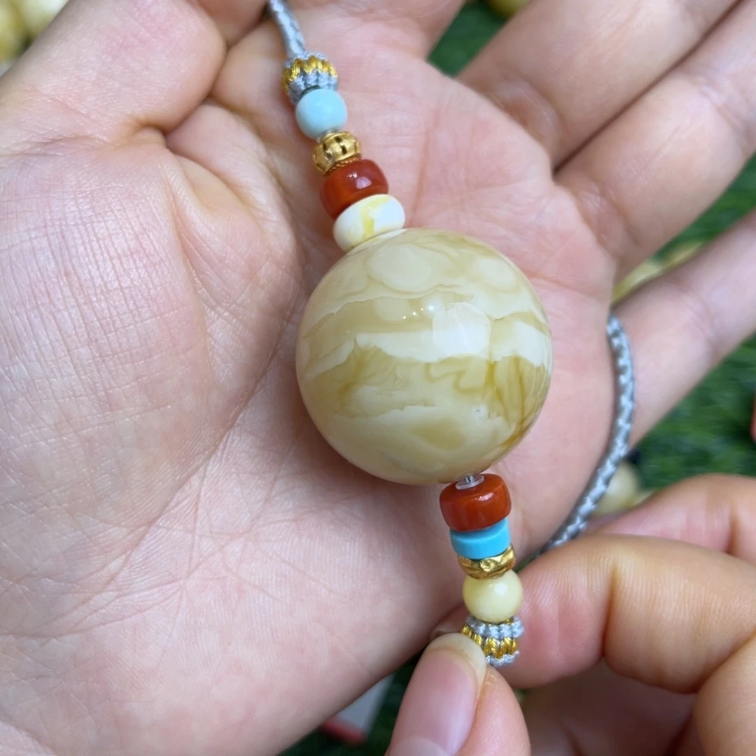 裸石琥珀未镶嵌尺寸27.5