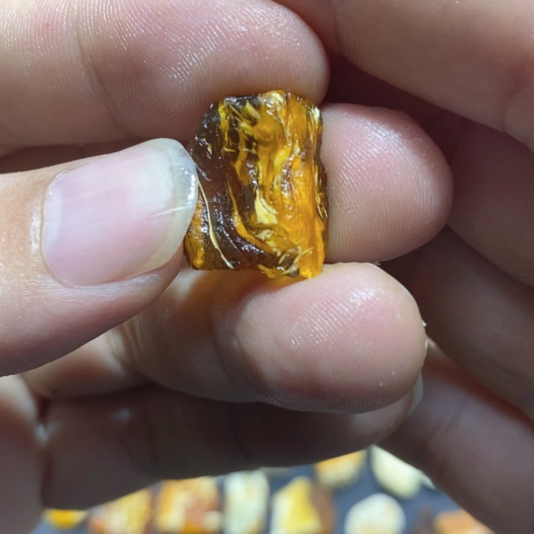 定制琥珀蜜蜡原石定制