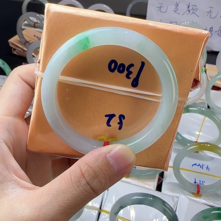 未镶嵌手镯翡翠缅甸a货翡翠手镯52圈