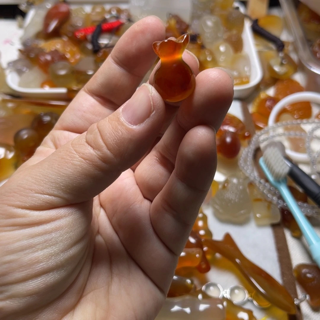 米***苏玛瑙/玉髓未镶嵌颈饰3312