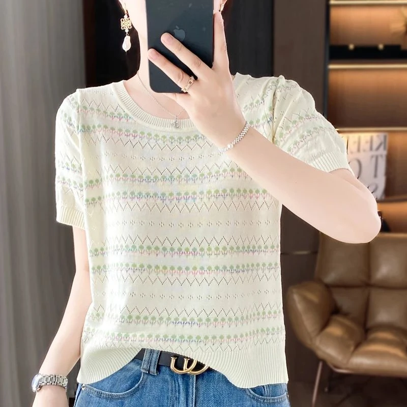 动感哥弟正品夏季女提花薄款显瘦条纹短袖上衣圆领碎花