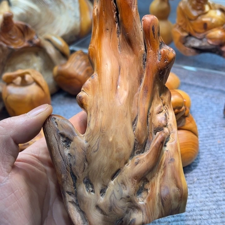 展***鹰柏木（崖柏）陈化老料手串把件