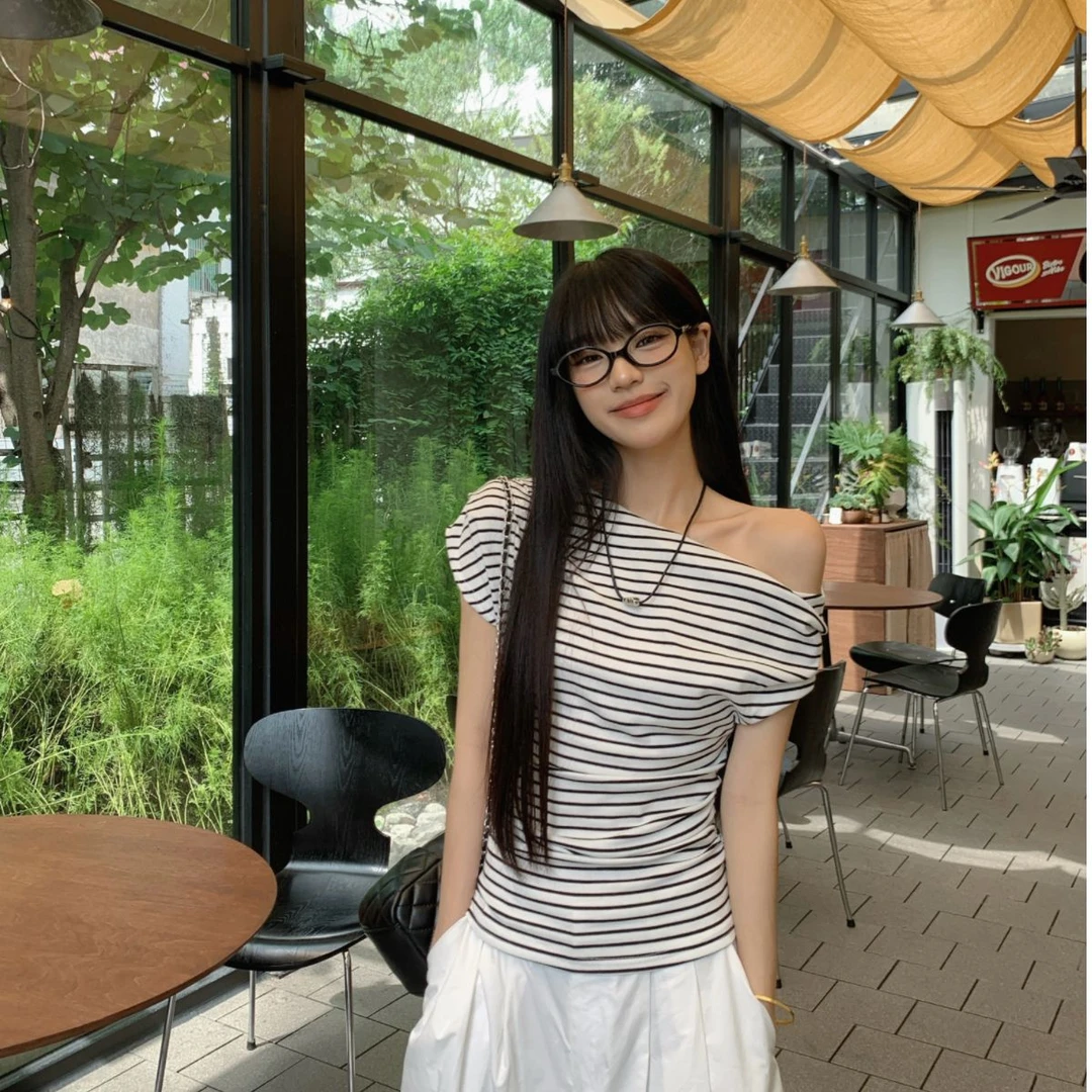 斜肩条纹棉短袖T恤独特别致露肩女修身显瘦上衣夏季辣妹时尚韩版
