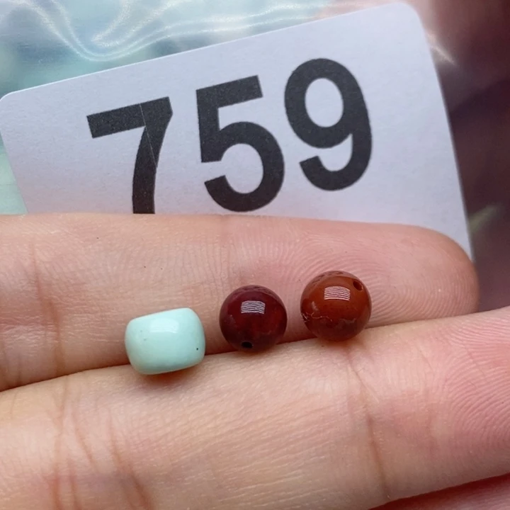 南红玛瑙未镶嵌珠宝奇石