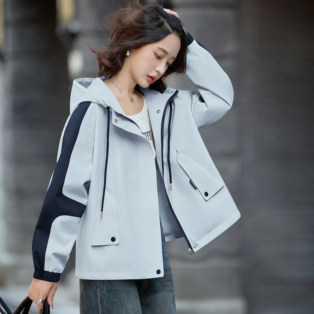 撞色拼色冲锋衣短外套2026新款秋季休闲连帽工装夹克风衣外套女装