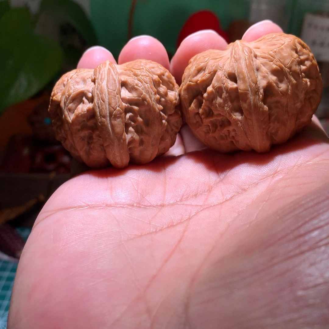 文玩核桃吊坠元宝  44尺