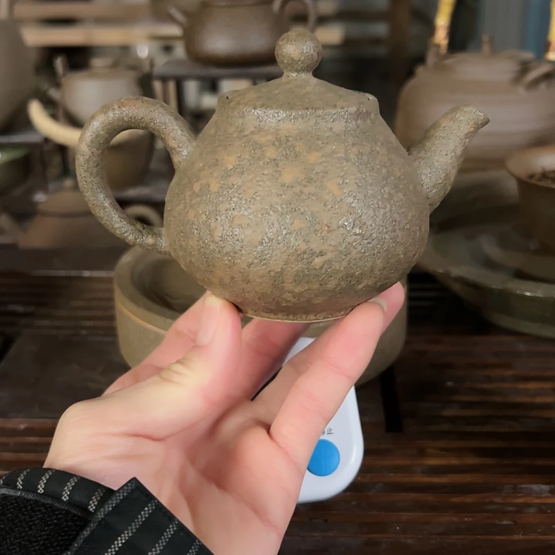 【闪购商品】冰碛岩陶制手工壶，福利