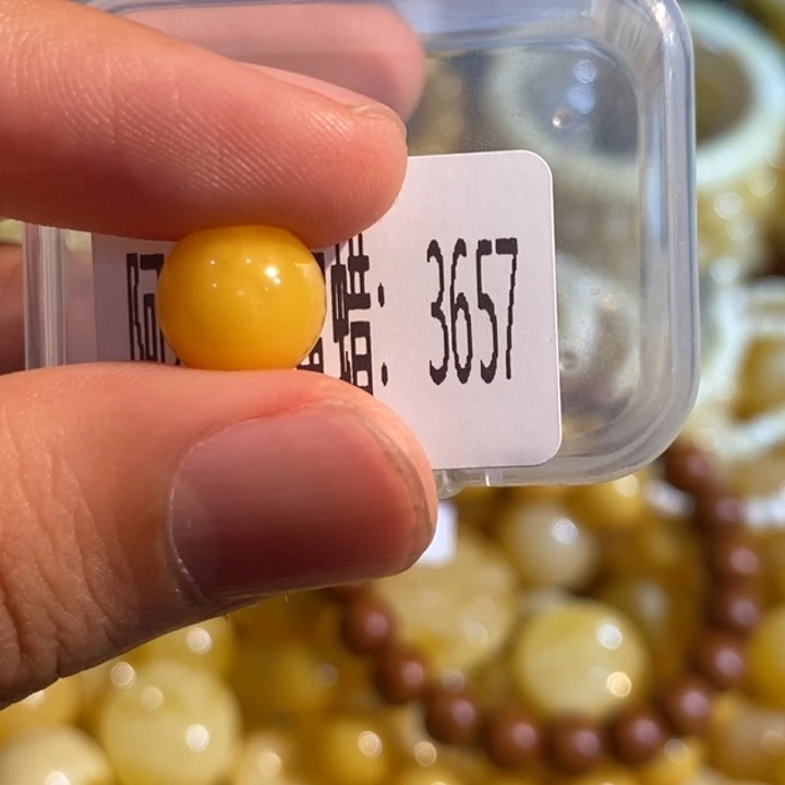 琥珀未镶嵌珠宝奇石3657