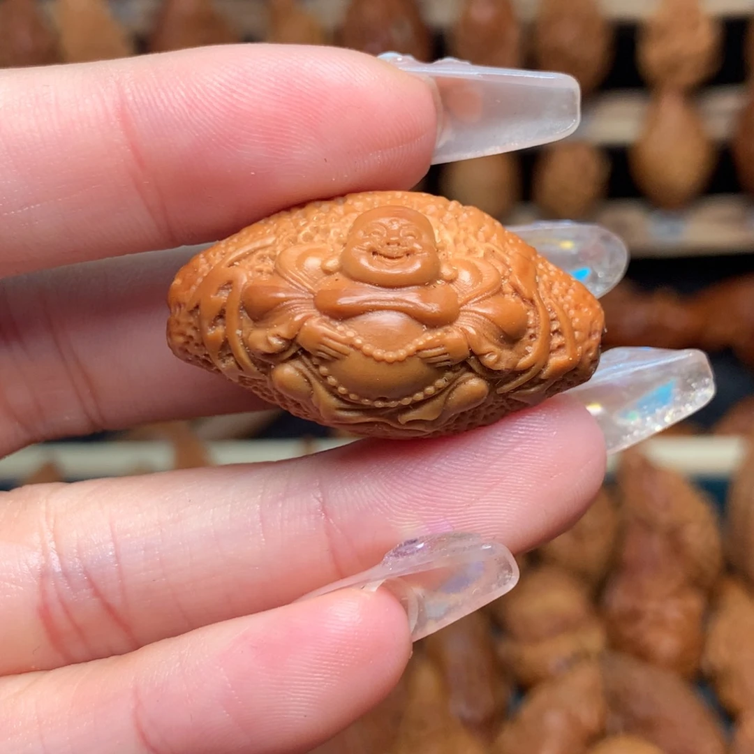 把件橄榄核星*爷横财迷