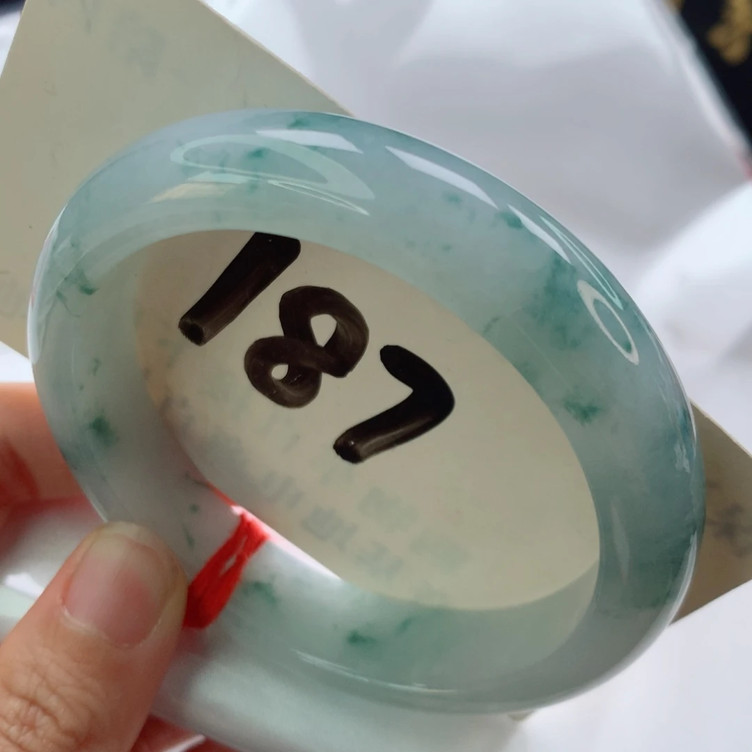 未镶嵌手镯翡翠小**儿飘花