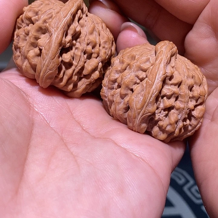 文玩核桃把件42山地磨盘楼