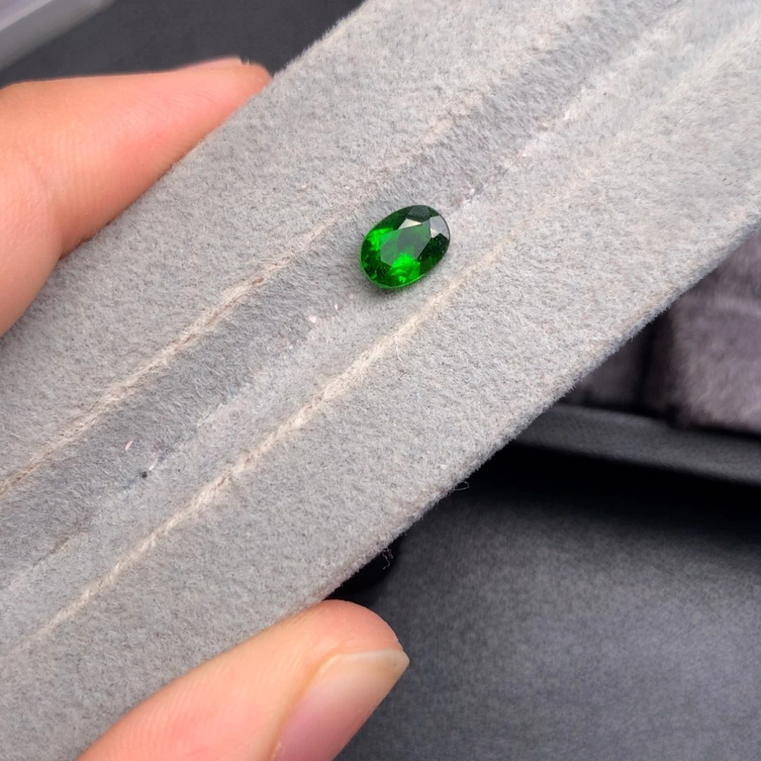 天然裸石透辉石未镶嵌