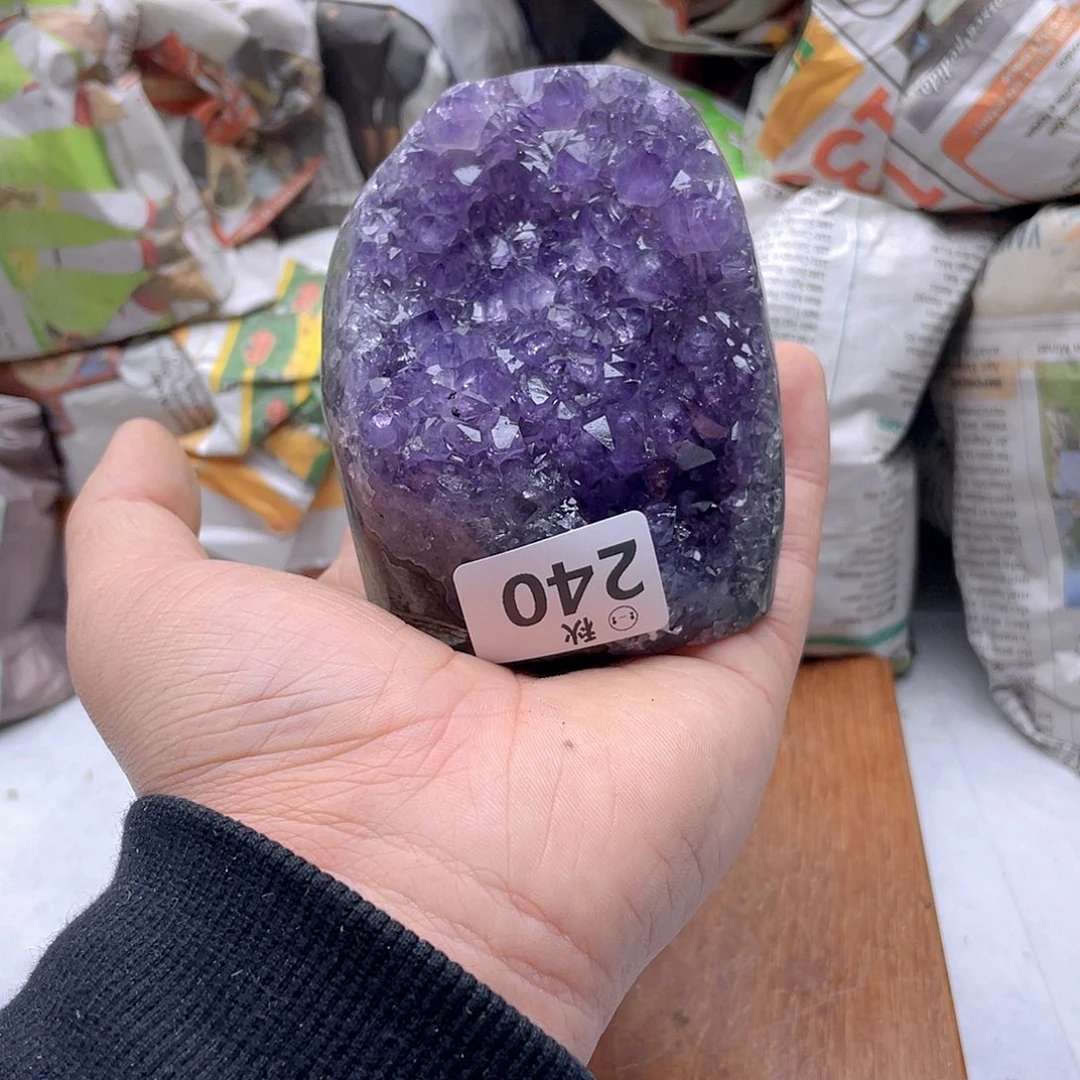 紫晶大型摆件（非配饰）未镶嵌