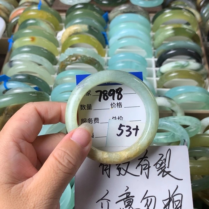 未镶嵌蛇纹石玉手镯7898
