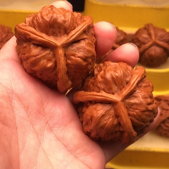 莲***玉文玩核桃把件核桃
