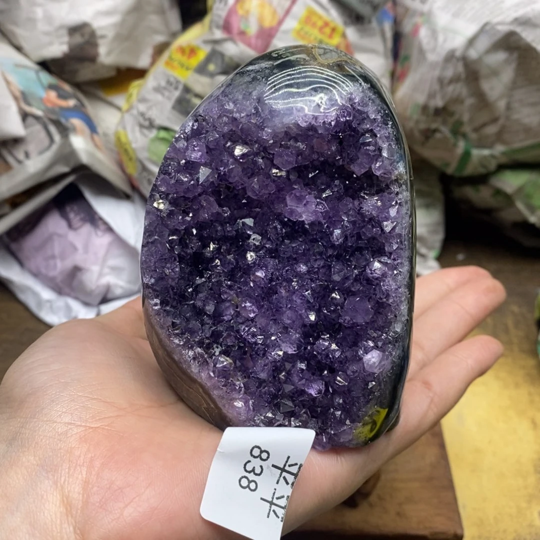 紫晶乌拉圭未镶嵌