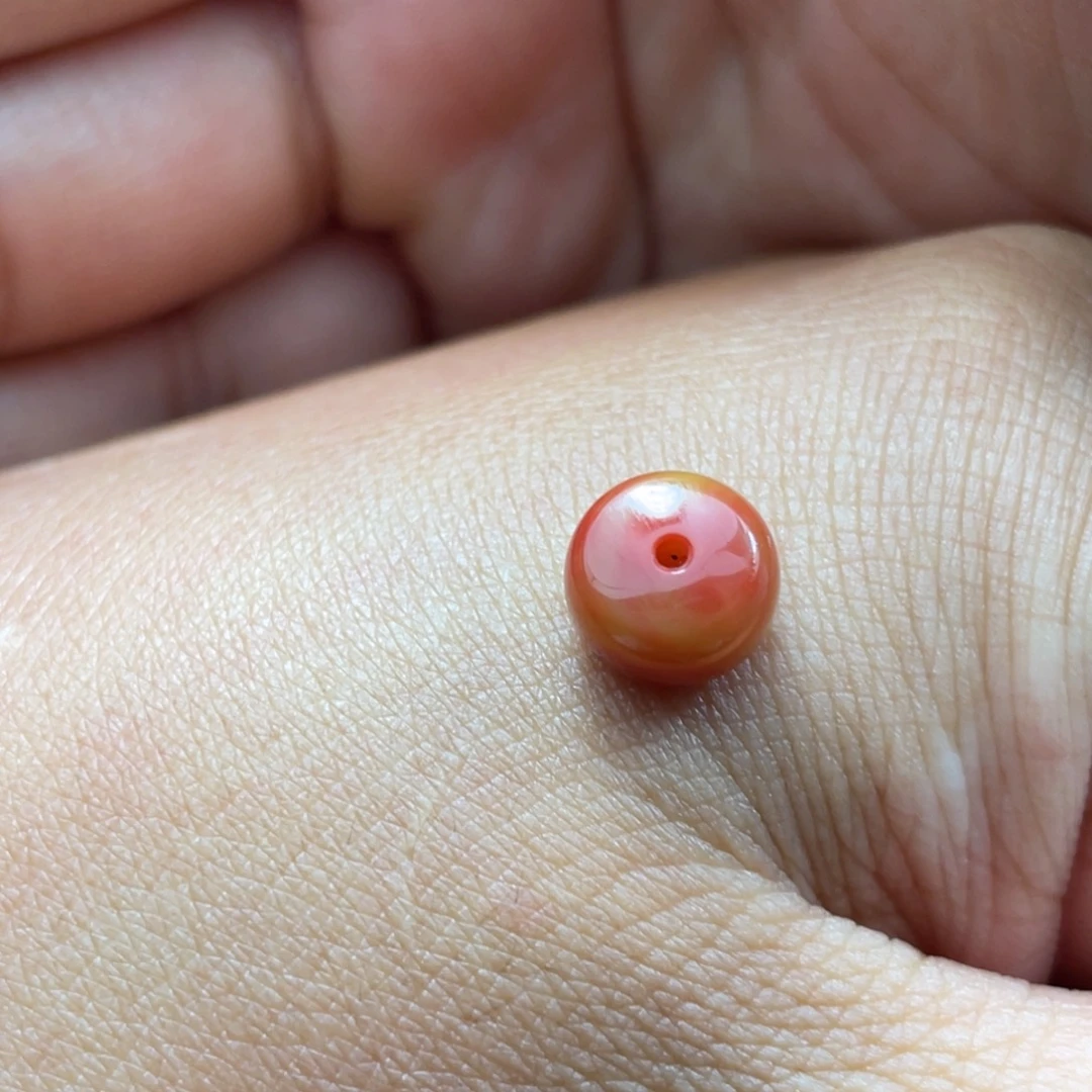 颈饰未镶嵌南红玛瑙