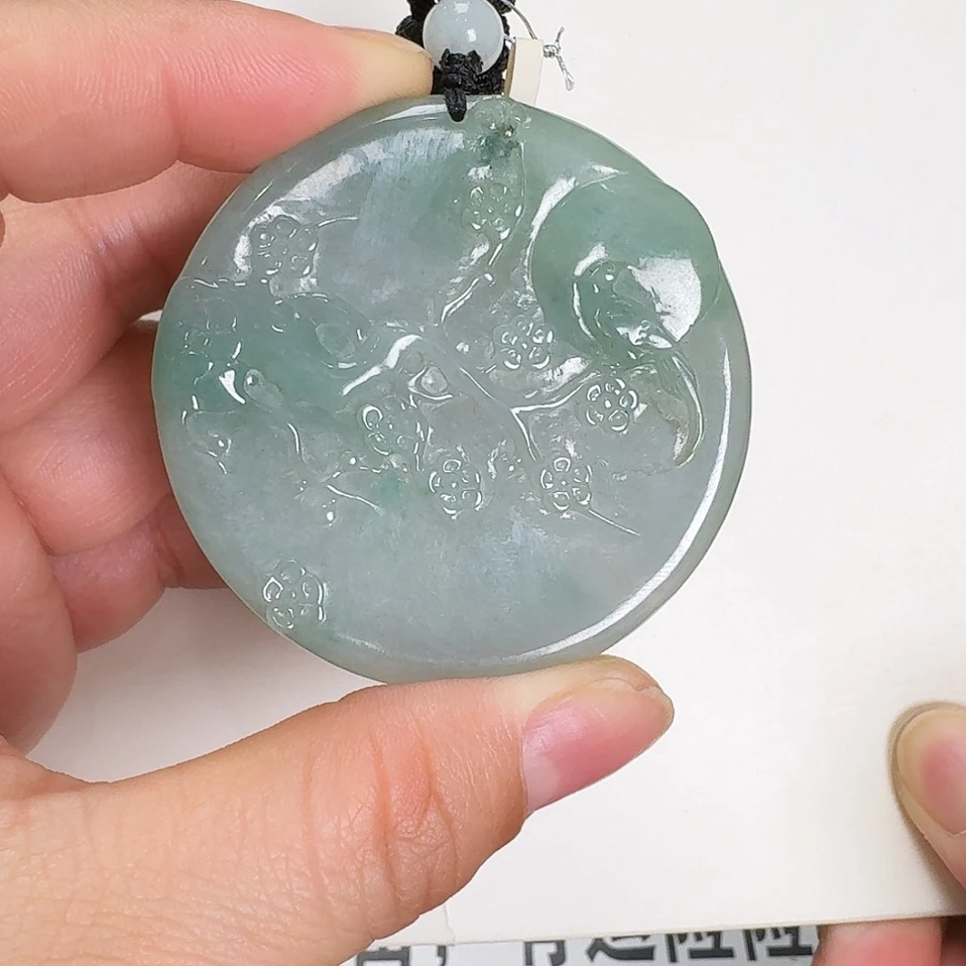 翡翠颈饰未镶嵌花开富贵