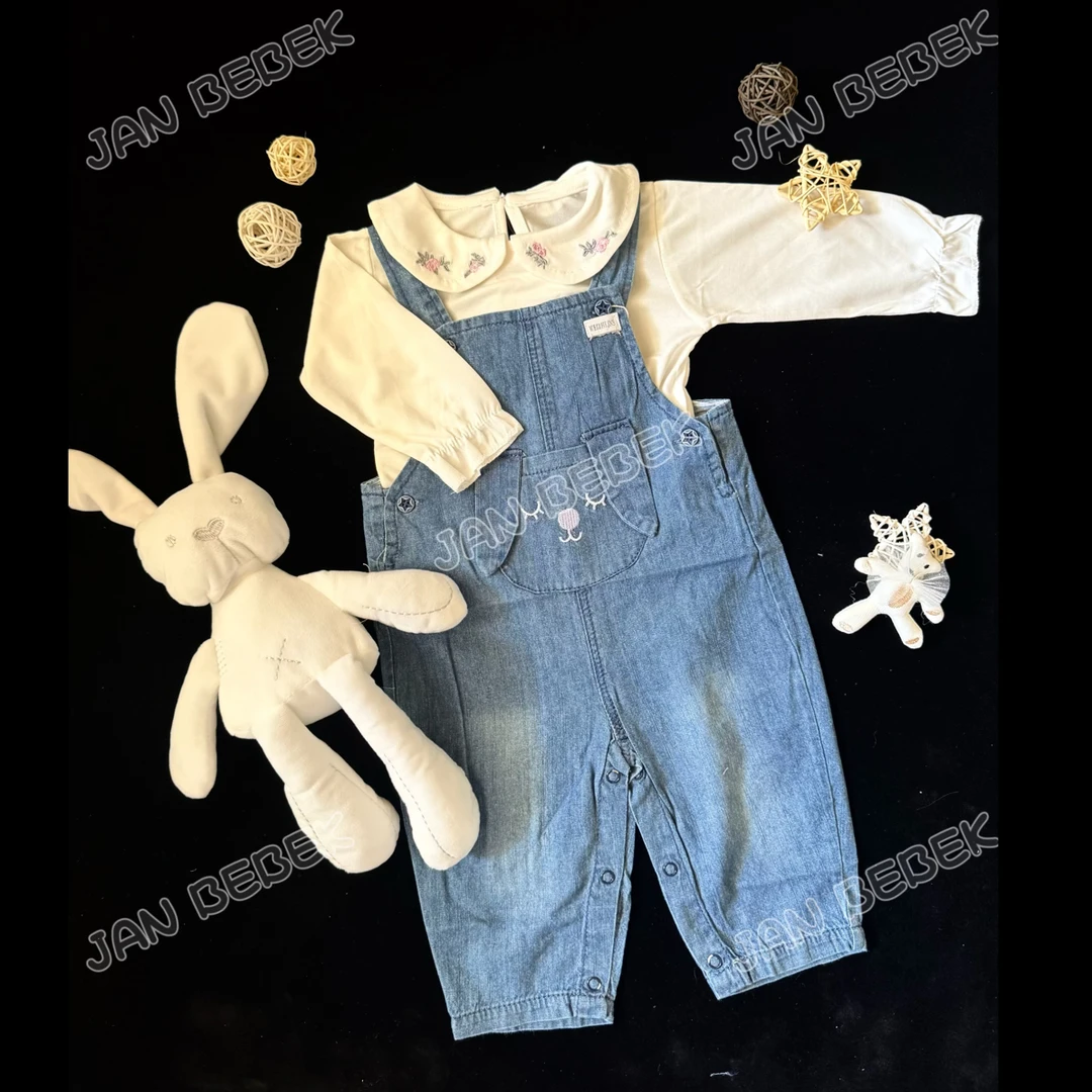 女宝套装2025秋季新款纯棉翻领刺绣T恤➕兔子口袋款牛仔背带裤套装