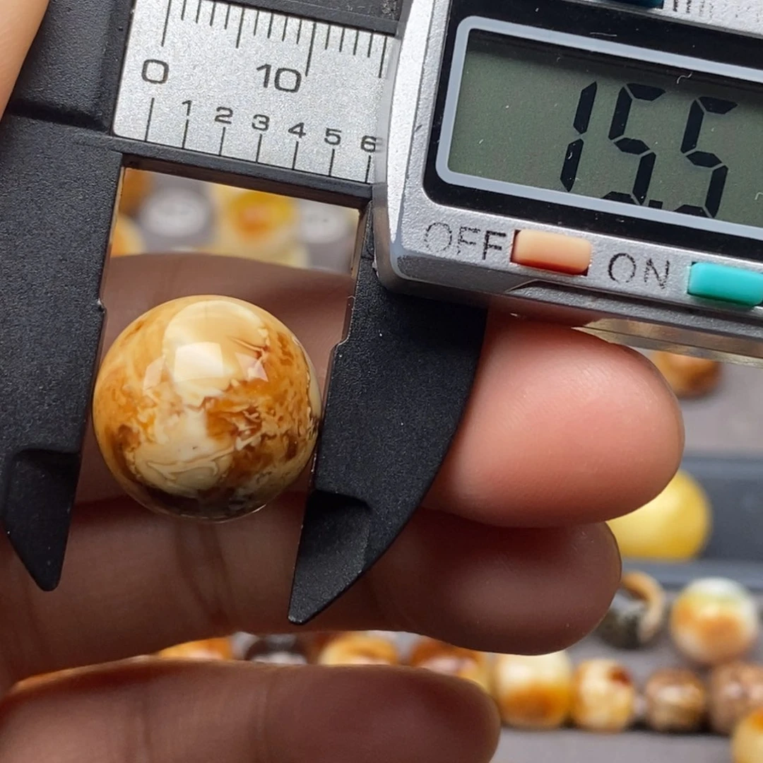 未镶嵌琥珀戒指圆珠