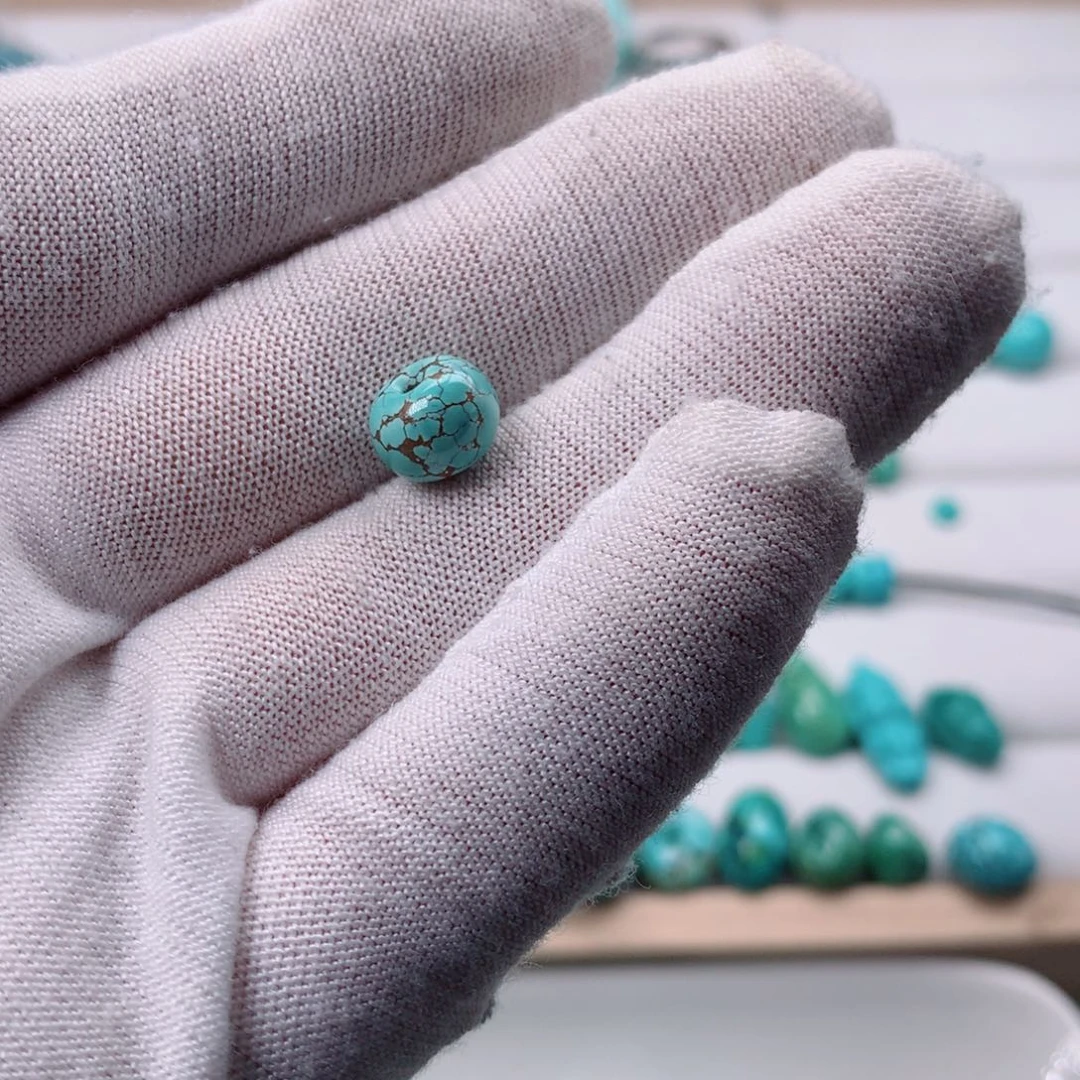 绿松石珠子未镶嵌