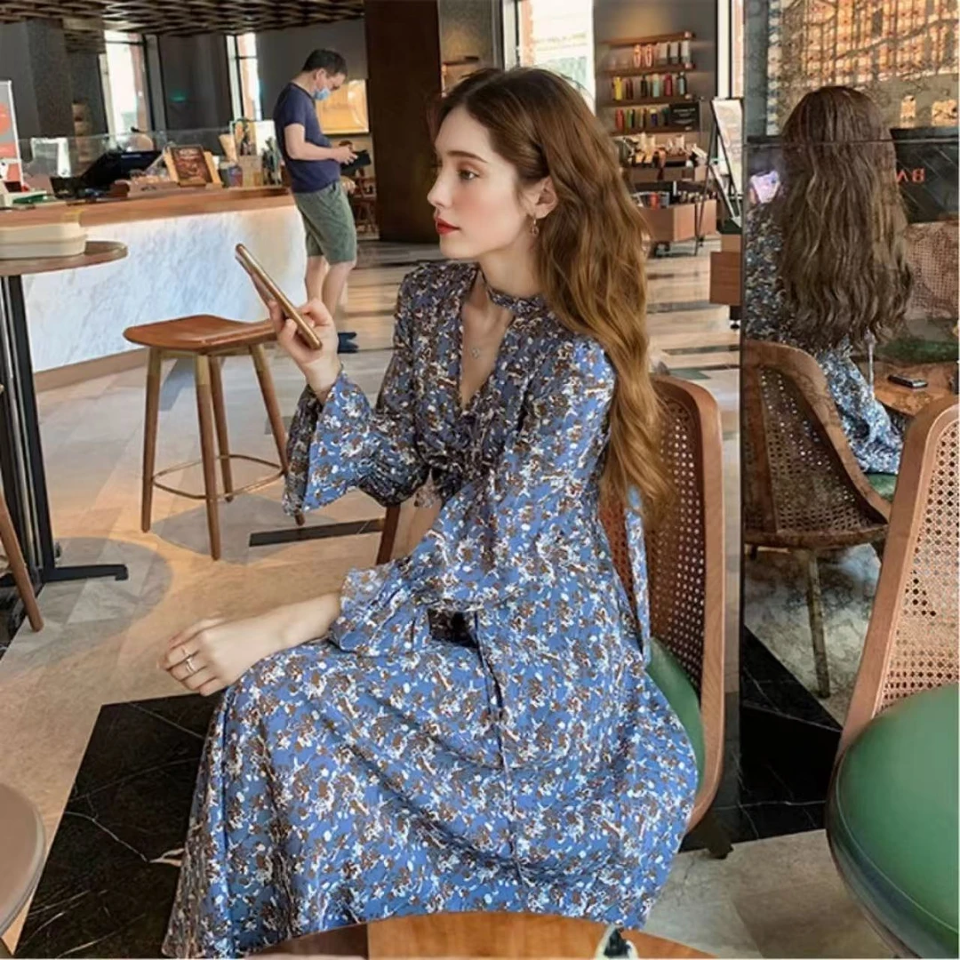 法式长袖复古连衣裙碎花无袖高腰喇叭袖显瘦