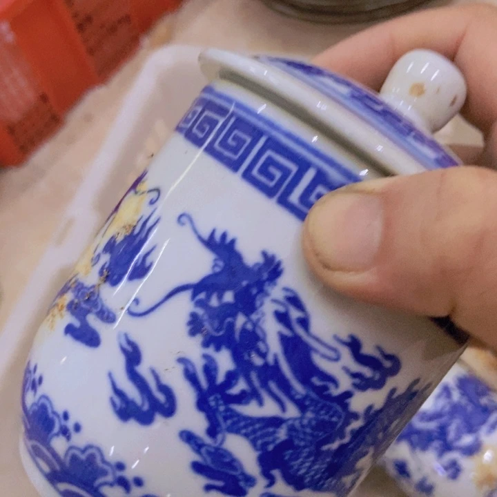 摆件景德镇青花龙纹办公杯