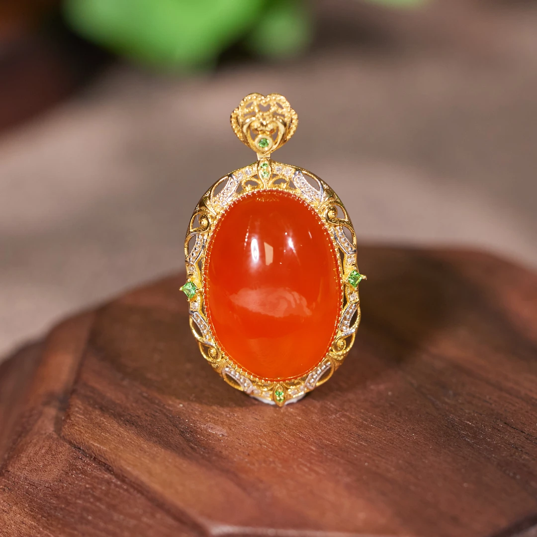 【歪歪】南红吊坠*18K金镶嵌W5949