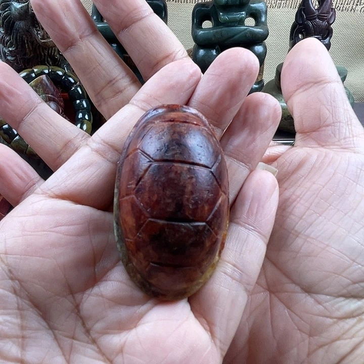 未镶嵌岫岩河磨玉（透闪石质玉）把件枣****部