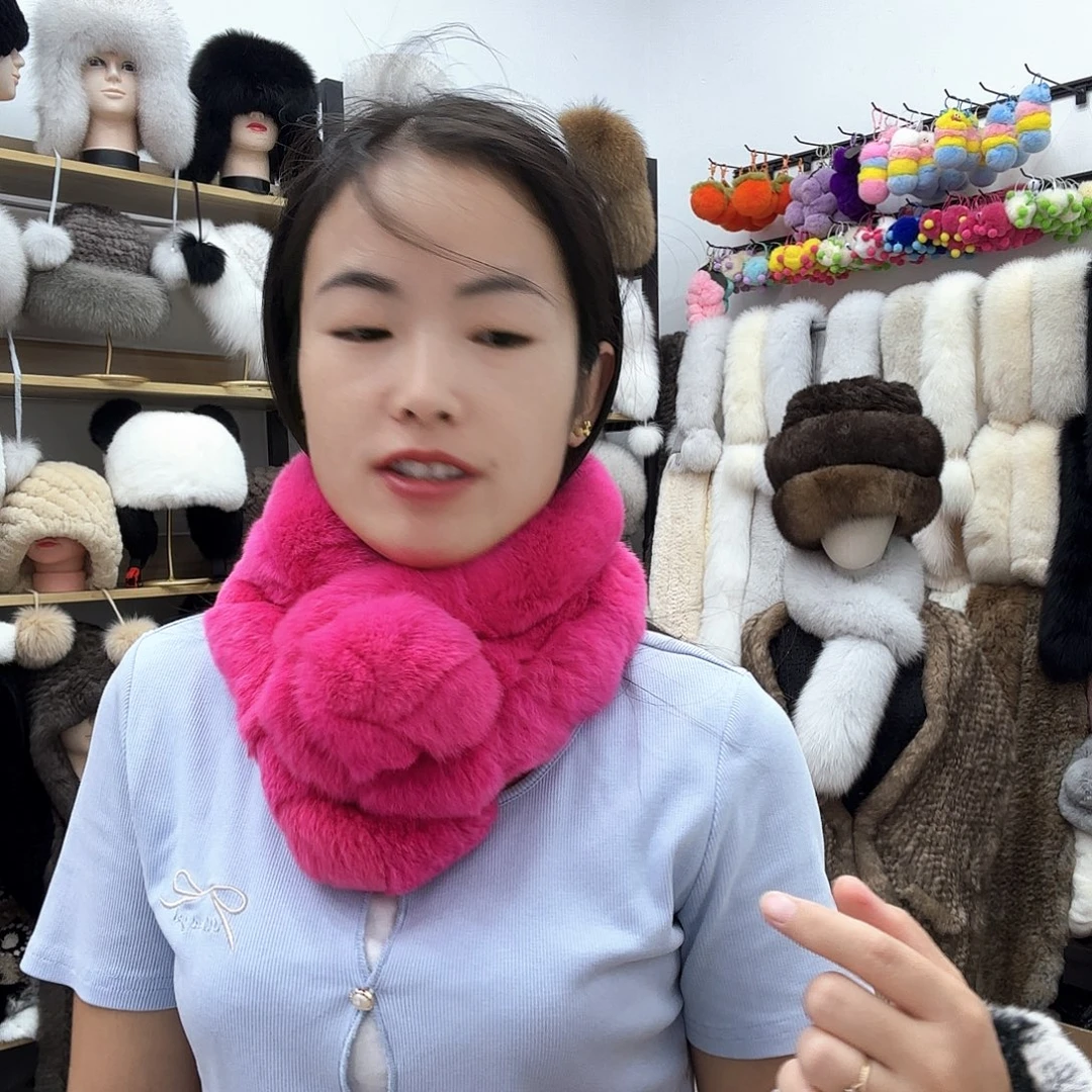 兔皮玫红色兔毛瑕疵围巾