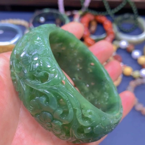 【闪购商品】和田玉（碧玉）未镶嵌颈饰@****