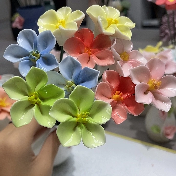 陶瓷纯手工捏花设计