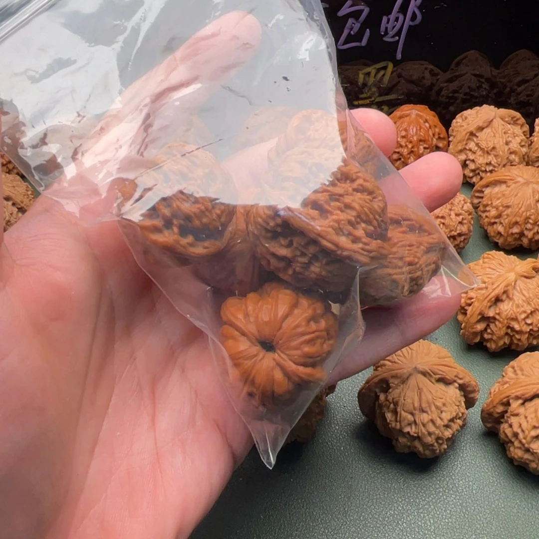 我***菜核桃把件一包小核桃